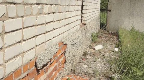 Look into the abandoned building Stock-Footage 39844819