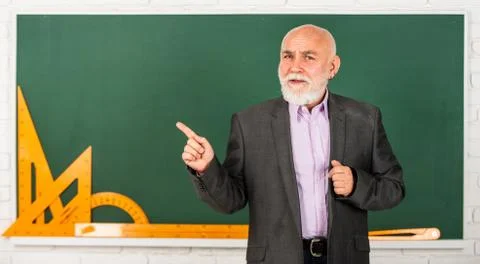Look and learn. back to school. Math graphic tools. trigonometry lesson in Foto stock