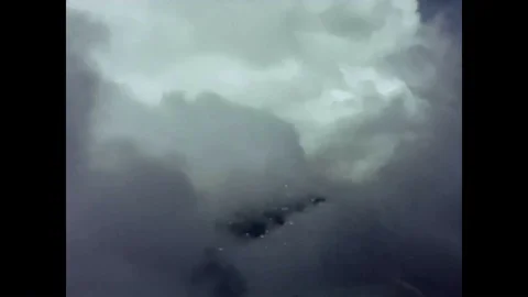 A look at a pilots poor judgment and why a good flight decision can decrease Stockbeeldmateriaal 86498259