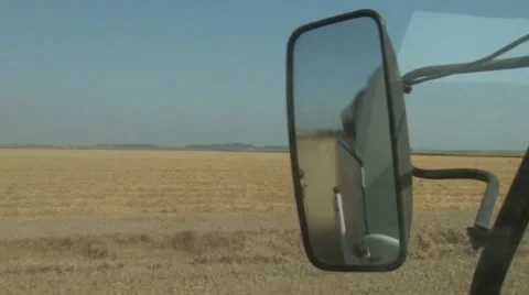 Look at the rearview mirror of combine Vídeo Stock 54613489