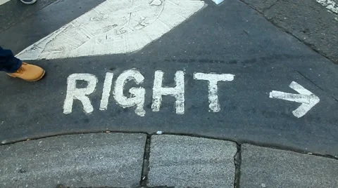 Look right sign Stock Footage 62365138