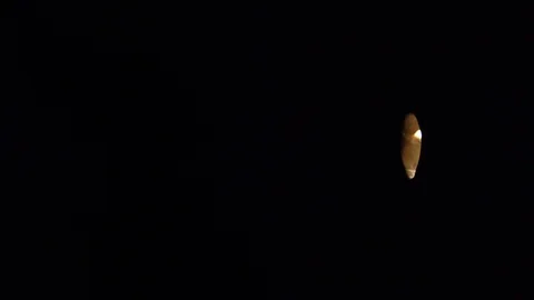 Look through a hole Video stock 88378717