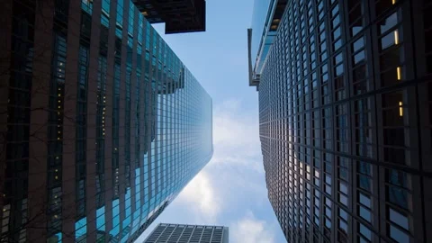 Looking up and navigating through the beautiful city of Chicago Stock Footage 233667027