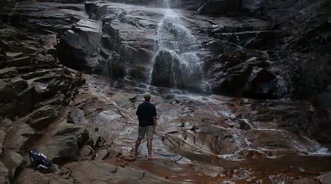 Looking up at Arethusa Falls in slow-motion Stock Footage 44404249