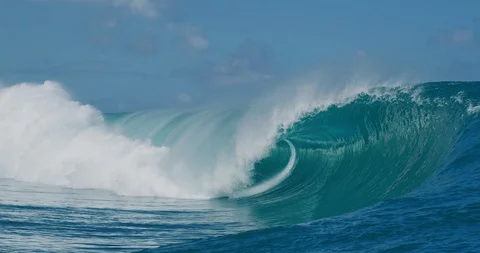 Looking into the barrel of an ocean wave Stock Footage 114713482