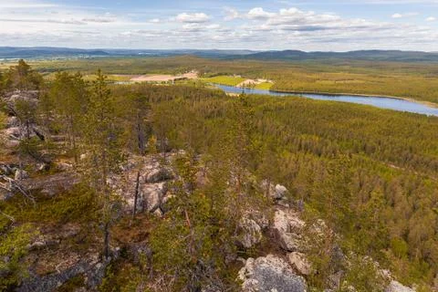 Looking down from Aavasaksa Foto stock