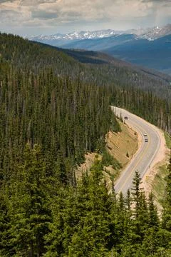 Looking down on Berthoud Pass from over eleven thousand feet.  Awesome view w Foto stock