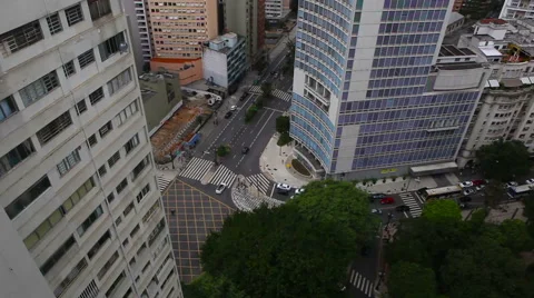 Looking down on city intersection Stock-Footage 40494361