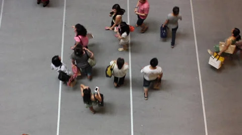 Looking down on crowd of people time lapse Vídeo Stock 24858138