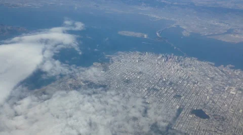 Looking down from a plane Vidéo 39545997