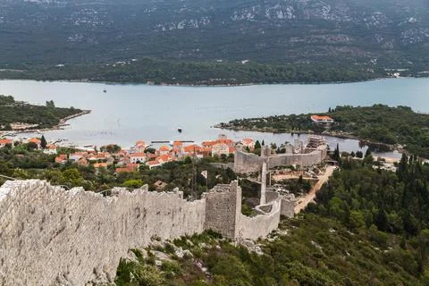 Looking down the walls of Ston towards Mali Ston Stock Photos
