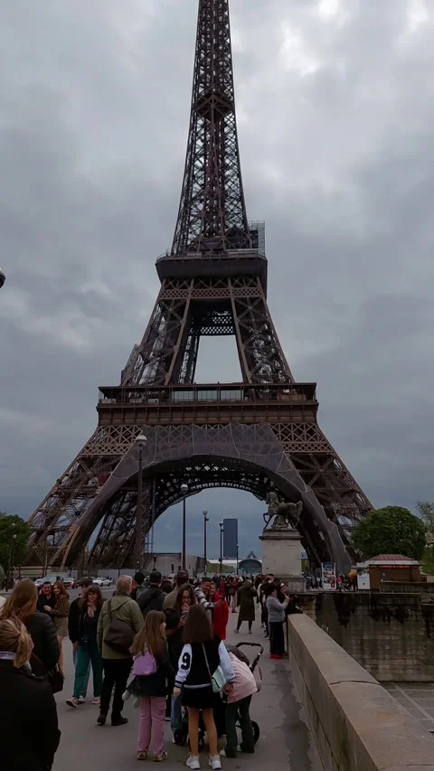 Looking up at the Eiffel Tower Footage Video stock 247901462