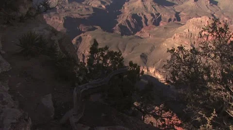 Looking Into the Grand Canyon 2 Video stock 18995161