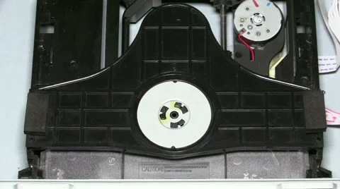 Looking inside a dvd player 스톡 동영상 51132520