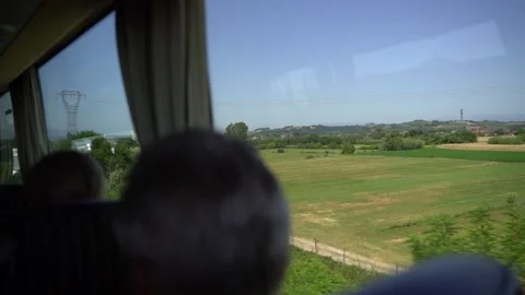 Looking out of bus window Vídeo Stock 197631043