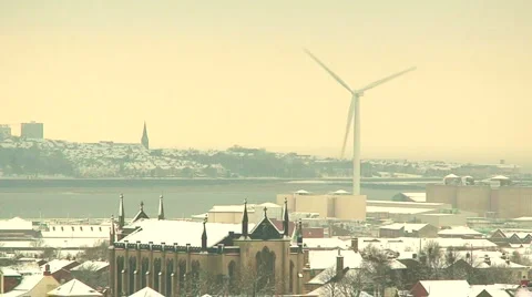 Looking out over snow covered city (3) 스톡 동영상 1058777