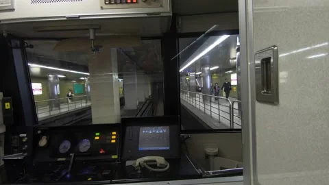 Looking out the window of cabin inside the Japanese local train. Driver room Video stock 176265496