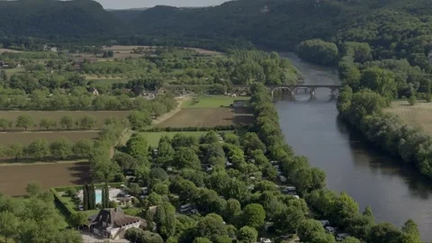 Looking over the Dordogne River from Beynac et Cazenac Stock Footage 302472869