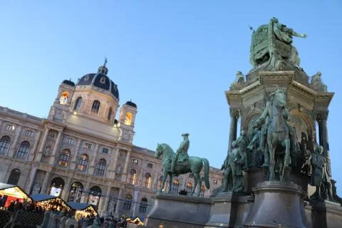 Looking up Stock Photos