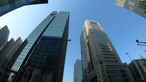 Looking Up at the Skyscrapers in Marunouchi Vídeo Stock 333361780