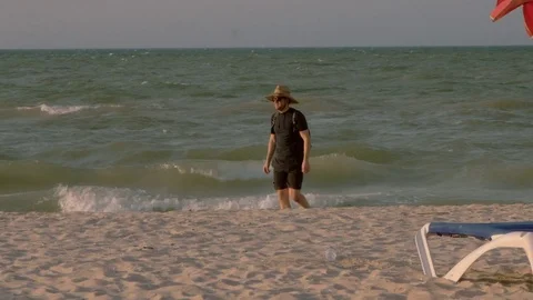 LOOKING FOR A SPOT  Stock Footage 74614990