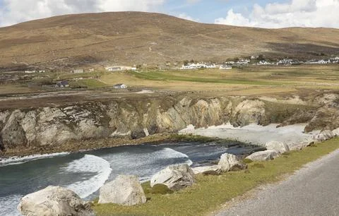 Looking from the top of cliffs down onto a beach Foto stock