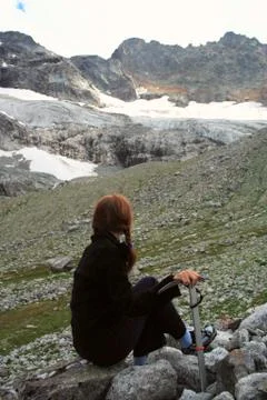 Looking at the way of climbing Stock-Fotos