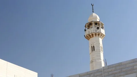 Looking Up At White Mosque Minaret In Middle East 스톡 동영상 102149223