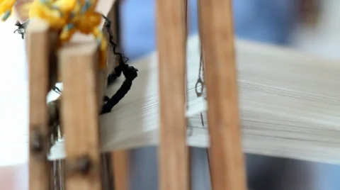 Loom Stock-Footage 31157733