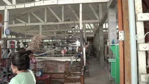 Loom weaving in Bohol, Philippines Stock Footage 229658083