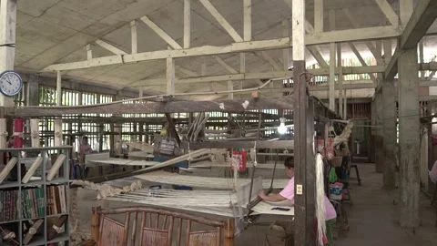 Loom weaving in Bohol, Philippines Stock Footage 229659935