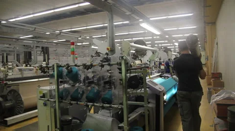 Looms working in a Textile factory Video stock 44722147