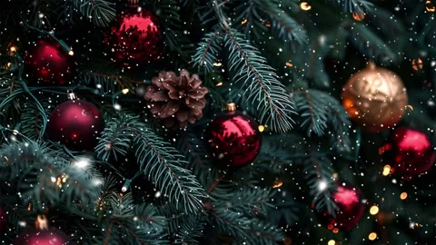 Loop. Falling snowflakes. Falling snowflakes effect. Noel. Loop. Christmas tree. Stock Footage 270020223