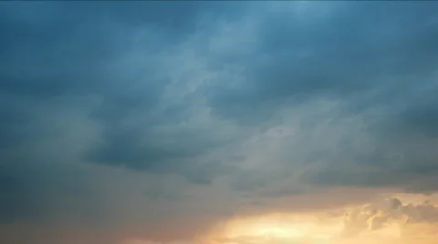 Loop of stormy clouds Stock Footage 738351