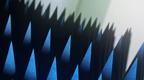 Looping array of scary spikes under dramatic lighting, version 1 库存影片 62734525