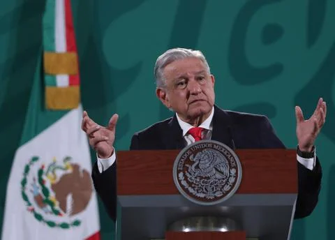 Lopez Obrador will render his third report with political force but lags, Mexico Stock Photos