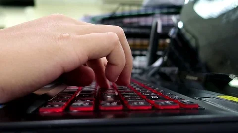 Loptop keyboard, hand using the computer laptop 動画素材 91324024