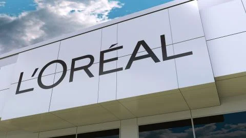 L'Oreal logo on the modern building facade. Editorial 3D rendering Ilustración de archivo