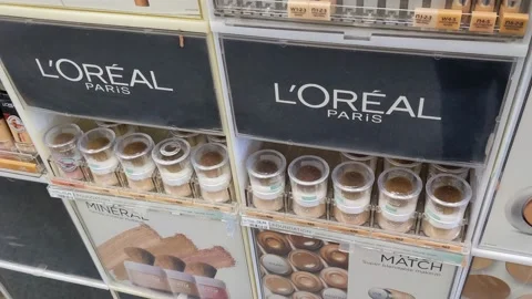 L'Oreal Paris Makeup 스톡 동영상 182523786