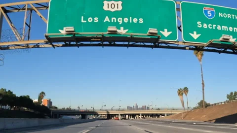 Los Angeles 101 Freeway Sign Driving View with Zoom Video stock 229777778