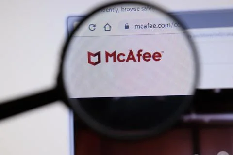 Los Angeles, California, USA - 3 December 2019: McAfee website page. mcafee.c Stock Photos