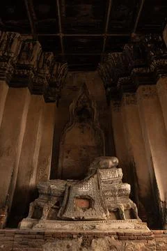 The lost ancient Buddha statue Stock Photos