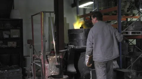 Lost wax bronze casting in a foundry Video stock 60009331
