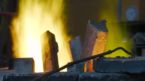 Lost wax bronze casting in a foundry Video stock 60038142