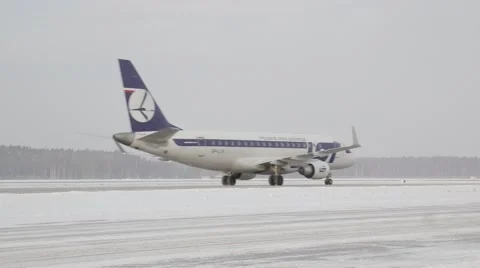 LOT - Polish Airlines Stock Footage 60128251