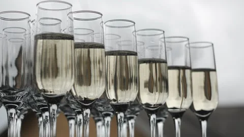 Lots of champagne glasses are on the table. Stockbeeldmateriaal 170939358