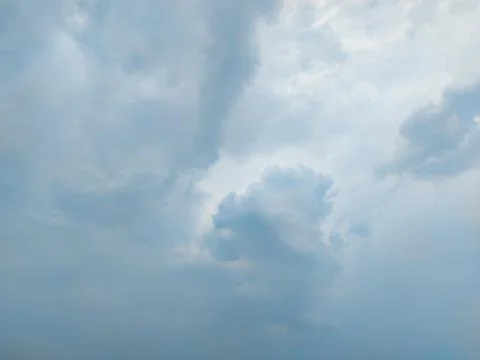 Lots of clound in sky Stock Photos