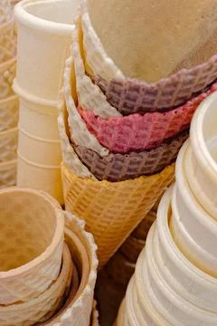 Lots of empty ice cream cones Foto stock