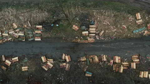 Lots of Russian shells lying in a Ukrainian city Видео 200781341