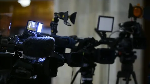 Lots of television cameras in a row broadcasting a live event 스톡 동영상 71817319